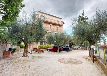 Edificio all\'aperto - Appartamento Strada San Pietrino
 
1, Perugia - foto 20