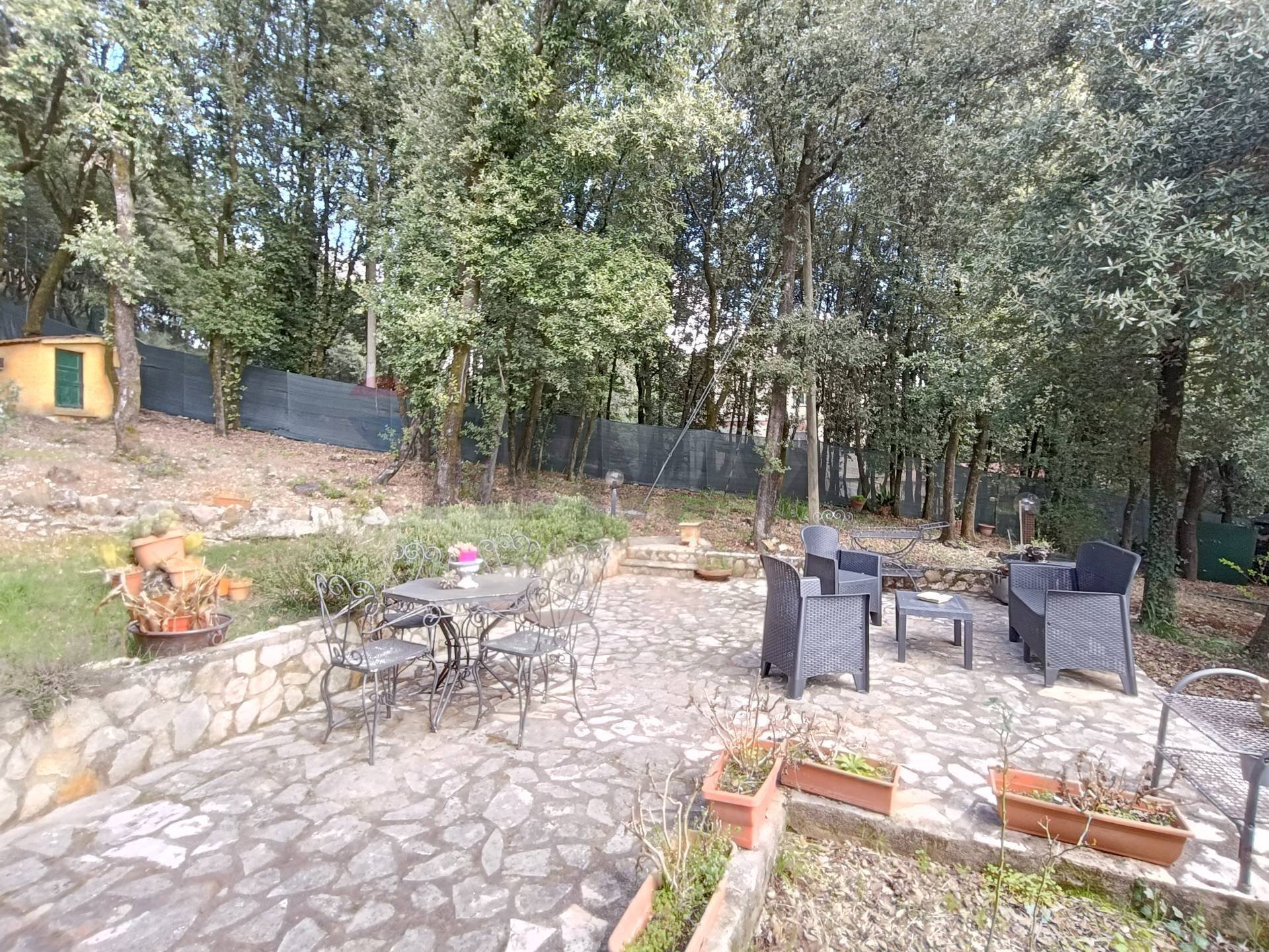 Giardino - Casa semi indipendente Via Dei Lecci
 
2, Perugia - foto 3