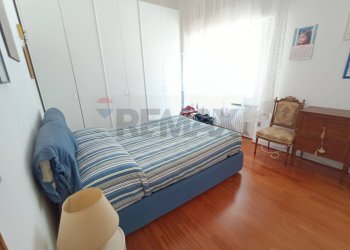 Camera / camera da letto - Casa semi indipendente Via Dei Lecci
 
2, Perugia - foto 38