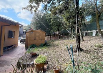 Giardino - Casa semi indipendente Via Dei Lecci
 
2, Perugia - foto 52