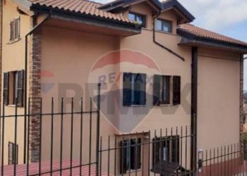 Casa all\'aperto - Appartamento Via Alessandro Fabbroni
 
6, Passignano sul Trasimeno - foto 9