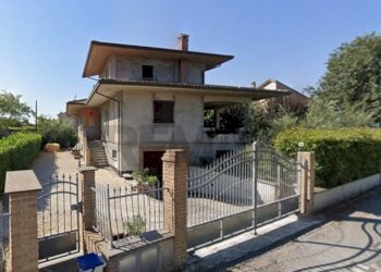 Casa all\'aperto - Villa Ponte delle Cartiere, Gualdo Tadino - foto 1