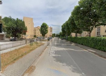 Edificio all\'aperto - Appartamento Via Gran Sasso
 
11, Foligno - foto 3