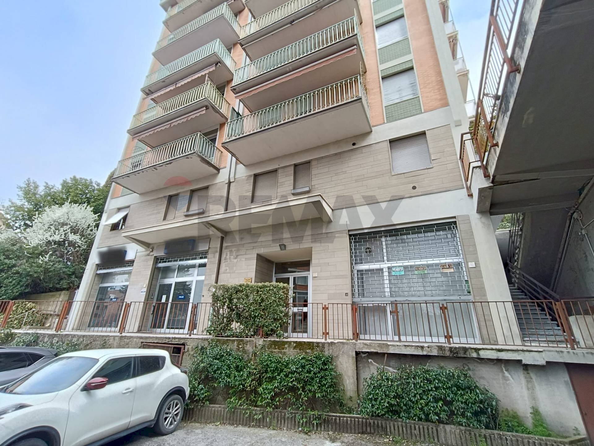 Edificio all\'aperto - Locale Commerciale Via Dei Filosofi
 
12, Perugia - foto 2