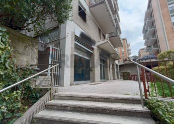 Edificio all\'aperto - Commercial Premises Via Dei Filosofi
 
12, Perugia - photo 4