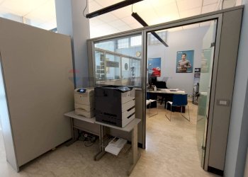 Ufficio - Commercial Premises Via Dei Filosofi
 
12, Perugia - photo 9