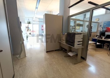 Ufficio - Commercial Premises Via Dei Filosofi
 
12, Perugia - photo 10