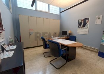 Ufficio - Commercial Premises Via Dei Filosofi
 
12, Perugia - photo 14