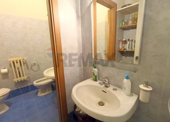 Bagno - Commercial Premises Via Dei Filosofi
 
12, Perugia - photo 19