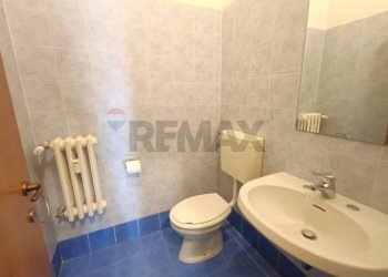 Bagno - Commercial Premises Via Dei Filosofi
 
12, Perugia - photo 22