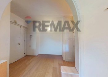 Hall / corridoio - Four-room apartment VIA CORTONESE
 
111/F, Perugia - photo 7