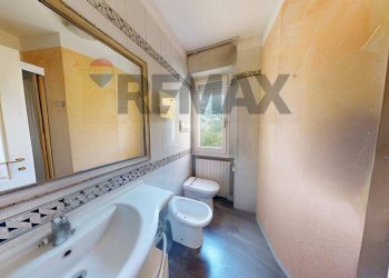 Bagno - Four-room apartment VIA CORTONESE
 
111/F, Perugia - photo 18