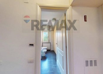 Hall / corridoio - Four-room apartment VIA CORTONESE
 
111/F, Perugia - photo 19