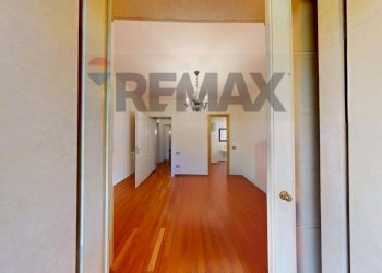 Hall / corridoio - Four-room apartment VIA CORTONESE
 
111/F, Perugia - photo 22