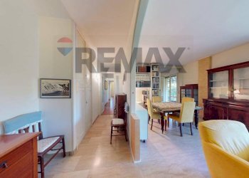 Sala da pranzo - Four-room apartment VIA CORTONESE
 
111/F, Perugia - photo 29