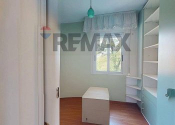 Camera / camera da letto - Four-room apartment VIA CORTONESE
 
111/F, Perugia - photo 38