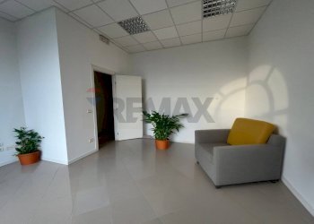 Ricezione / Lobby - Ufficio Via Amilcare Ponchielli
 
18, Corciano - foto 5