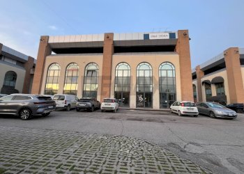Edificio all\'aperto - Ufficio Via Amilcare Ponchielli
 
18, Corciano - foto 8