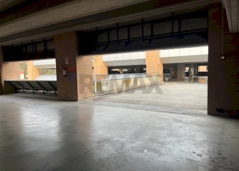 Edificio all\'aperto - Ufficio Via Amilcare Ponchielli
 
18, Corciano - foto 14