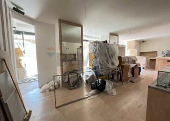 Palestra - Locale Commerciale Via del Conservificio
 
47, Bastia Umbra - foto 11