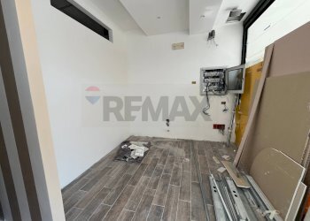 Stanza vuota - Locale Commerciale Via del Conservificio
 
47, Bastia Umbra - foto 15