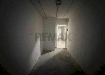 Stanza vuota - Magazzino Perugia - foto 8