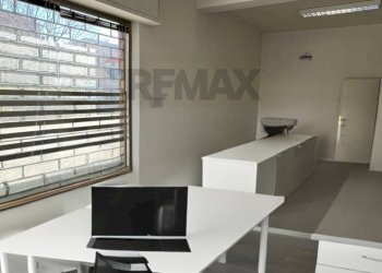 Ufficio - Commercial Premises Bastia Umbra - photo 6