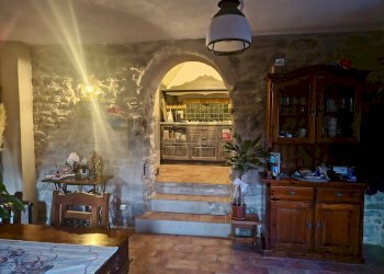 Cantina - Rustic via frazione Pieve di Compresseto
 
116, Gualdo Tadino - photo 12