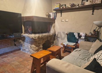 Soggiorno - Rustic via frazione Pieve di Compresseto
 
116, Gualdo Tadino - photo 13