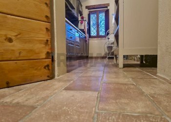 Hall / corridoio - Rustic via frazione Pieve di Compresseto
 
116, Gualdo Tadino - photo 27