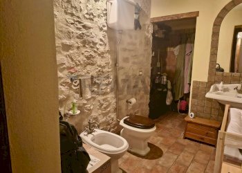 Bagno - Rustic via frazione Pieve di Compresseto
 
116, Gualdo Tadino - photo 31