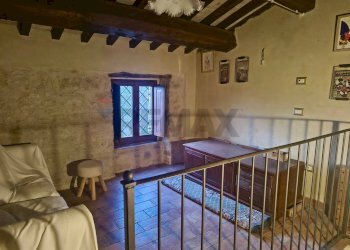 Camera / camera da letto - Rustic via frazione Pieve di Compresseto
 
116, Gualdo Tadino - photo 37