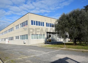 Edificio all\'aperto - Capannone Aprilia - foto 6