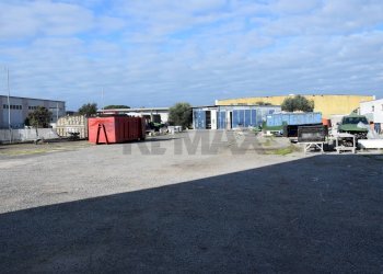 Casa all\'aperto - Capannone Aprilia - foto 9