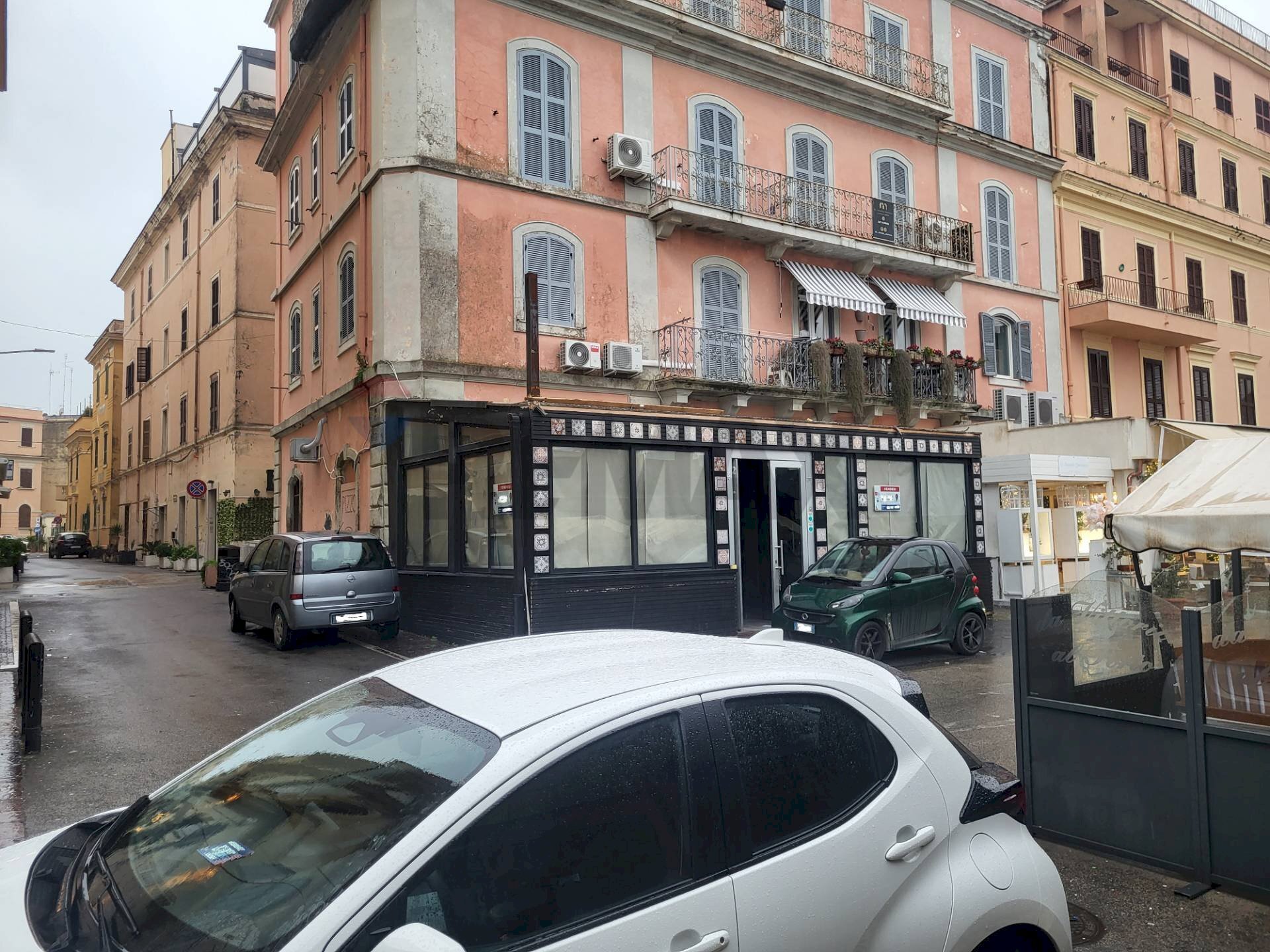 Edificio all\'aperto - Commercial Premises Corso del Popolo
 
40, Anzio - photo 1