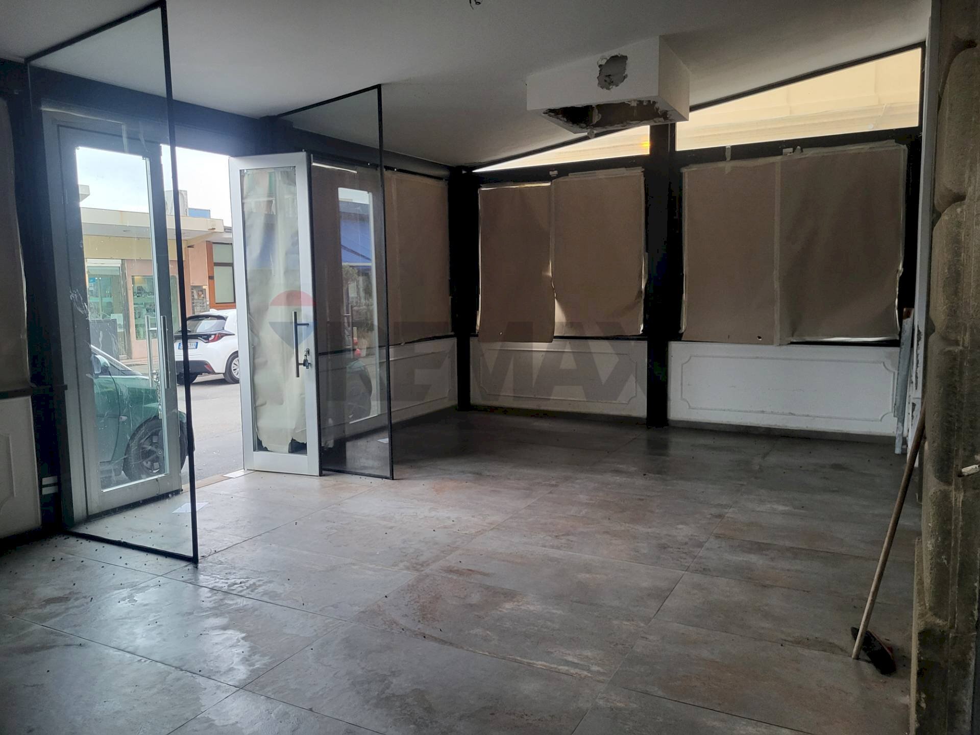 Stanza vuota - Commercial Premises Corso del Popolo
 
40, Anzio - photo 2