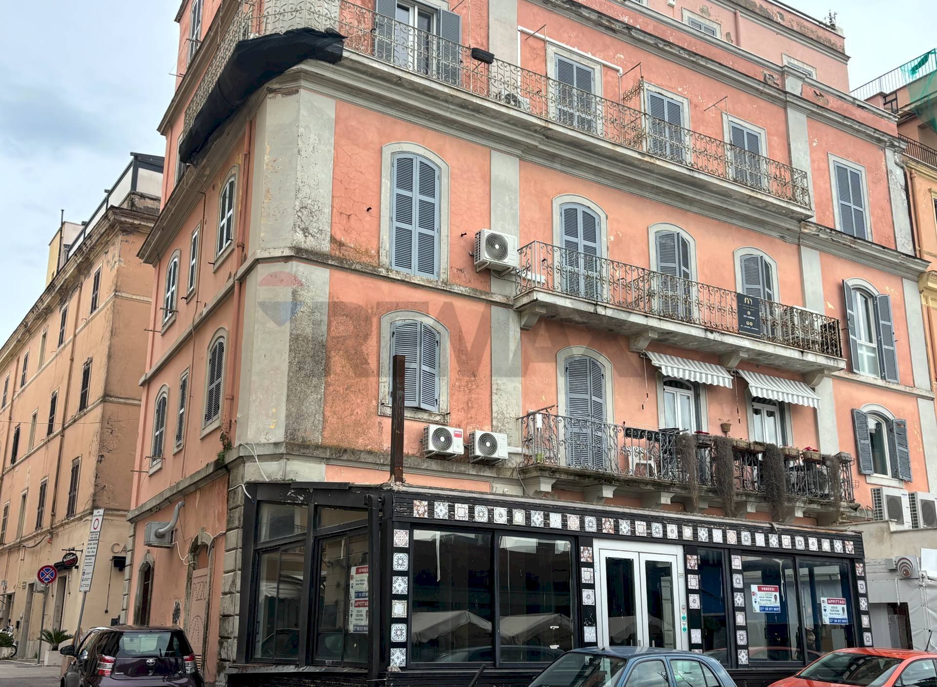 Edificio all\'aperto - Commercial Premises Corso del Popolo
 
40, Anzio - photo 2