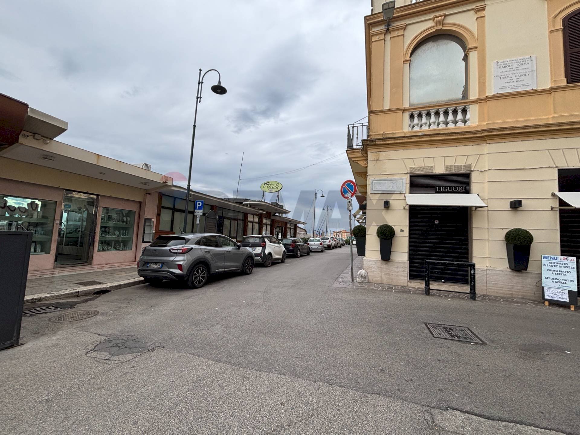 Edificio all\'aperto - Commercial Premises Corso del Popolo
 
40, Anzio - photo 3
