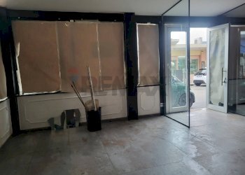 Stanza vuota - Commercial Premises Corso del Popolo
 
40, Anzio - photo 15