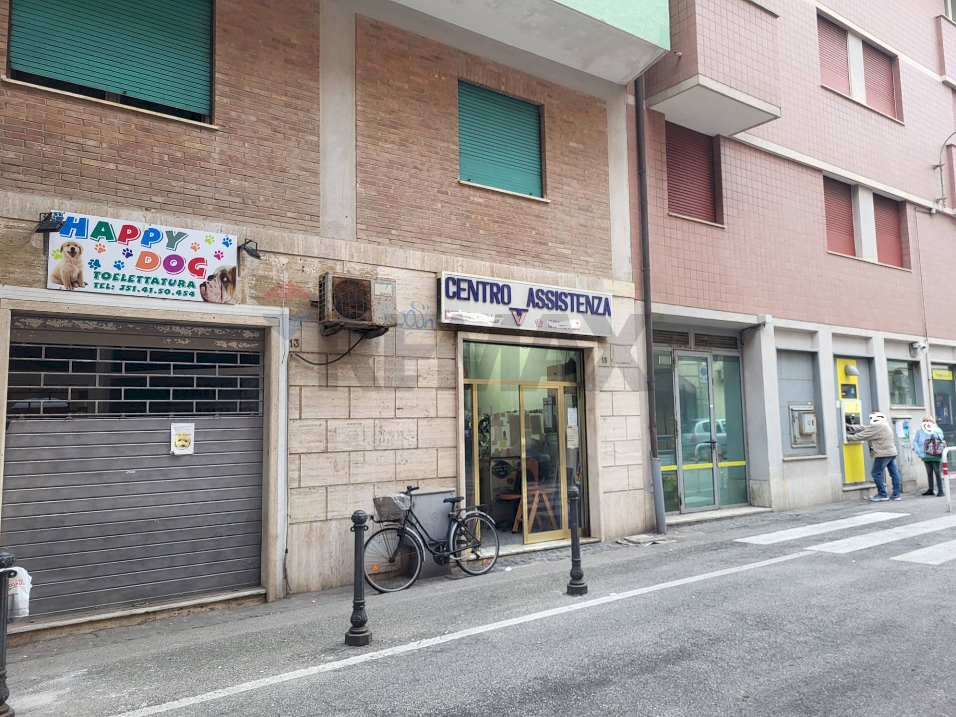 Edificio all\'aperto - Negozio Via Aldo Moro
 
15, Anzio - foto 2