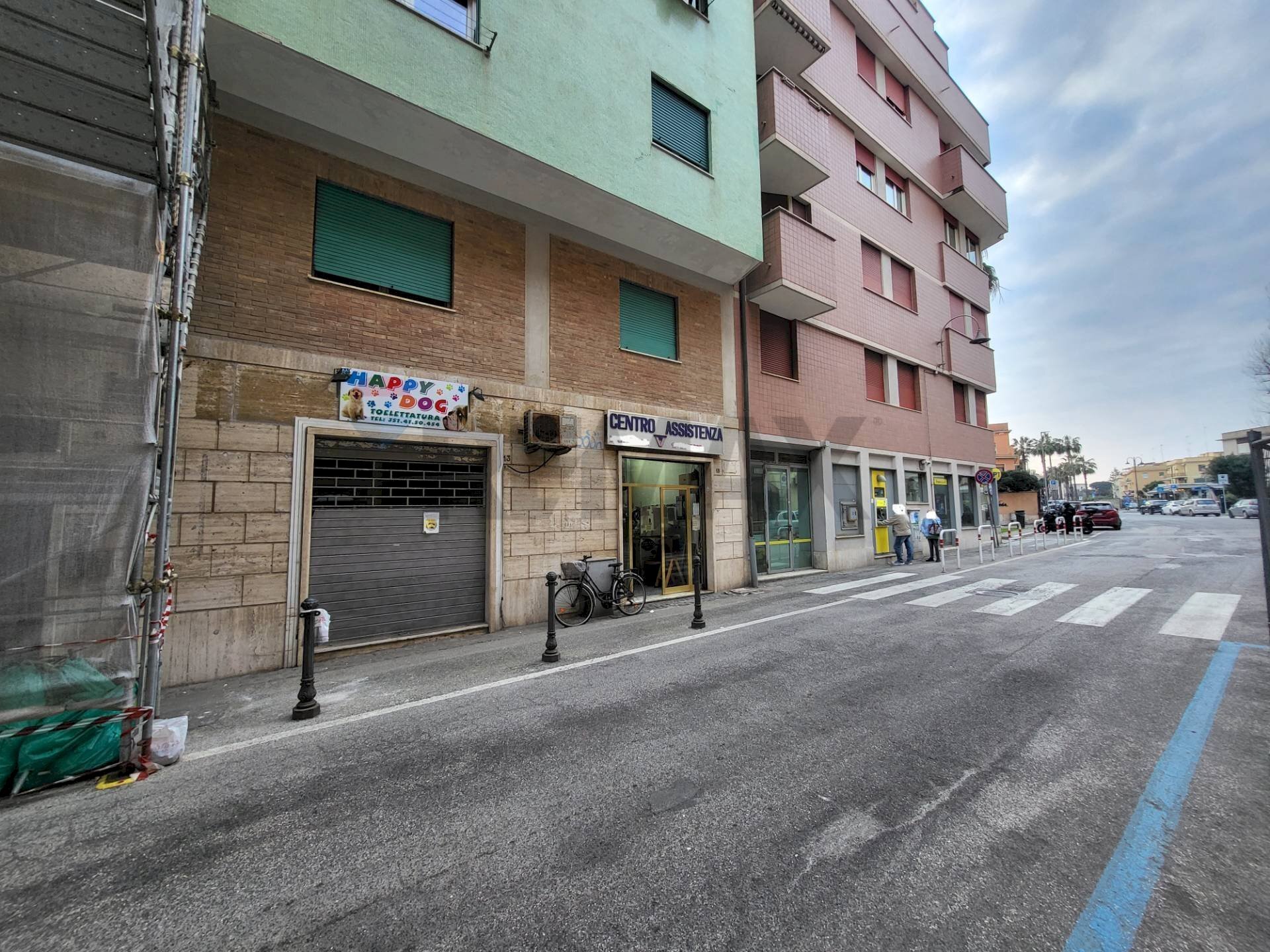 Edificio all\'aperto - Negozio Via Aldo Moro
 
15, Anzio - foto 3