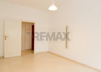 Stanza vuota - Three-room apartment Via Circeo
 
31, Anzio - photo 17