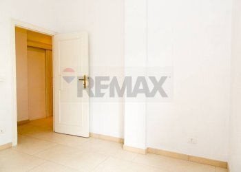 Stanza vuota - Three-room apartment Via Circeo
 
31, Anzio - photo 19
