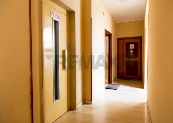 Hall / corridoio - Three-room apartment Via Circeo
 
31, Anzio - photo 32