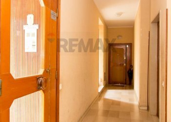 Hall / corridoio - Three-room apartment Via Circeo
 
31, Anzio - photo 37
