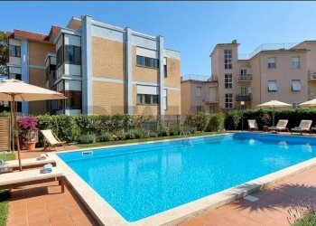 Piscina - Three-room apartment Via Circeo
 
31, Anzio - photo 50