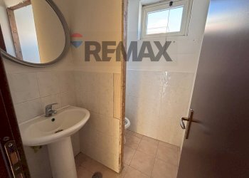 Bagno - Office via colle vecchio
 
1, Nettuno - photo 8