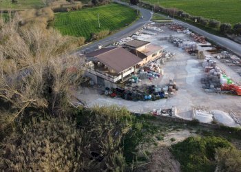 Casa all\'aperto - Locale Commerciale via Cadolino 1, Nettuno - foto 5