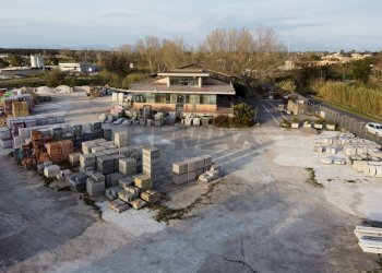 Casa all\'aperto - Locale Commerciale via Cadolino 1, Nettuno - foto 8