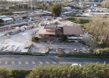 Edificio all\'aperto - Locale Commerciale via Cadolino 1, Nettuno - foto 13